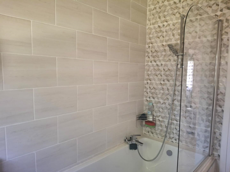 2 Bedroom Property for Sale in Margate KwaZulu-Natal