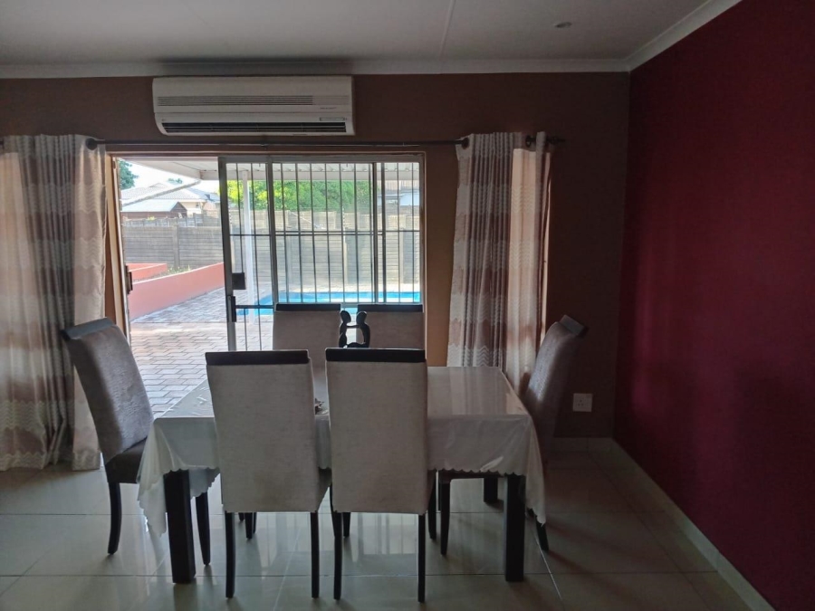 4 Bedroom Property for Sale in Birdswood KwaZulu-Natal