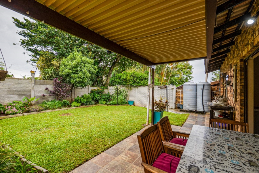 2 Bedroom Property for Sale in Amanzimtoti KwaZulu-Natal