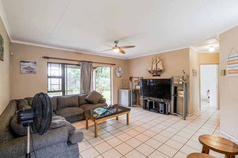 2 Bedroom Property for Sale in Amanzimtoti KwaZulu-Natal