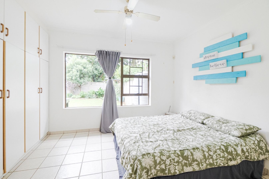 2 Bedroom Property for Sale in Amanzimtoti KwaZulu-Natal