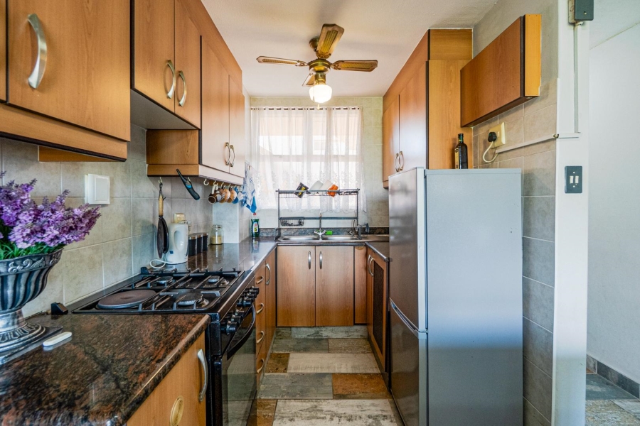 2 Bedroom Property for Sale in Amanzimtoti KwaZulu-Natal