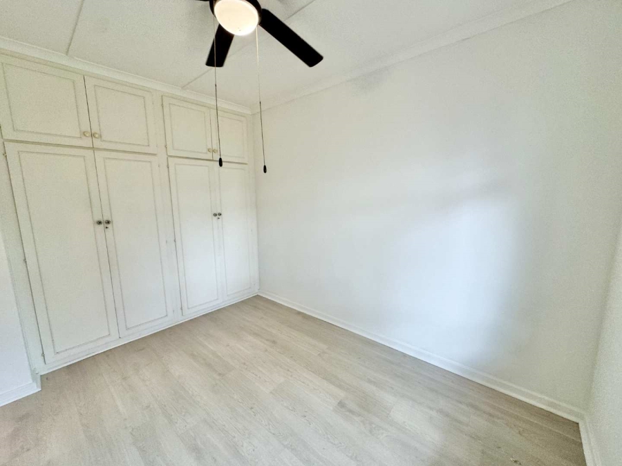 To Let 2 Bedroom Property for Rent in Durban North KwaZulu-Natal