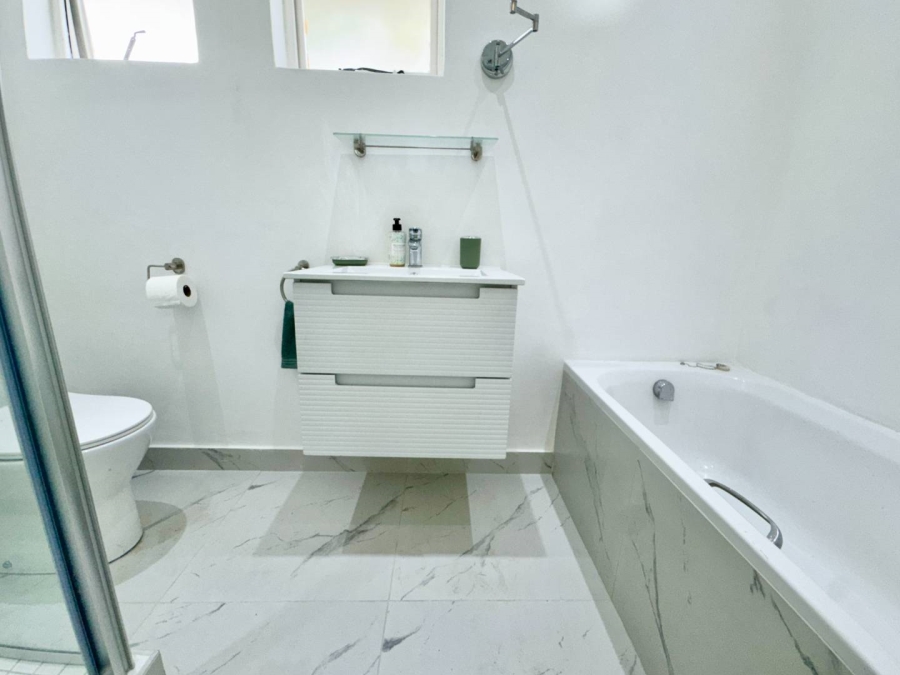 To Let 2 Bedroom Property for Rent in Durban North KwaZulu-Natal