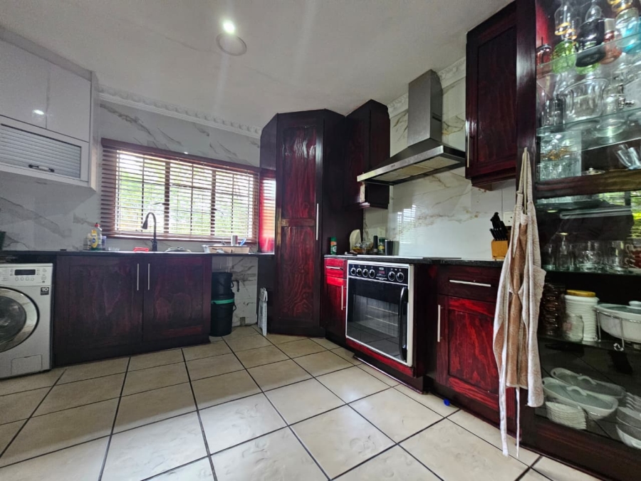 To Let 4 Bedroom Property for Rent in Veld En Vlei KwaZulu-Natal