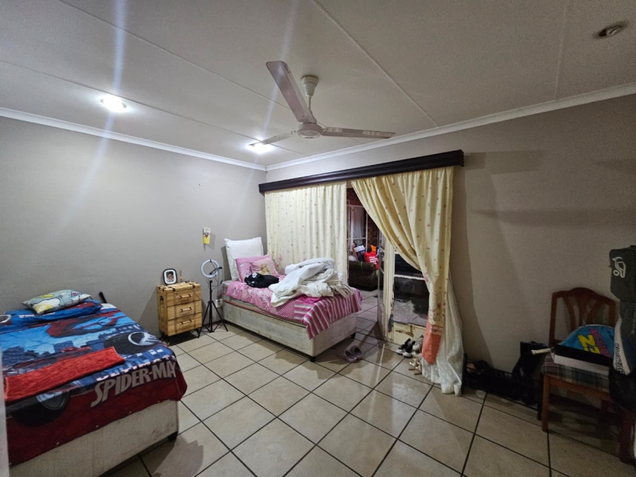 To Let 4 Bedroom Property for Rent in Veld En Vlei KwaZulu-Natal