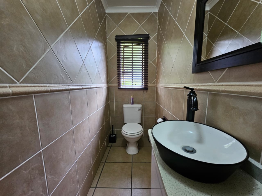 To Let 4 Bedroom Property for Rent in Veld En Vlei KwaZulu-Natal