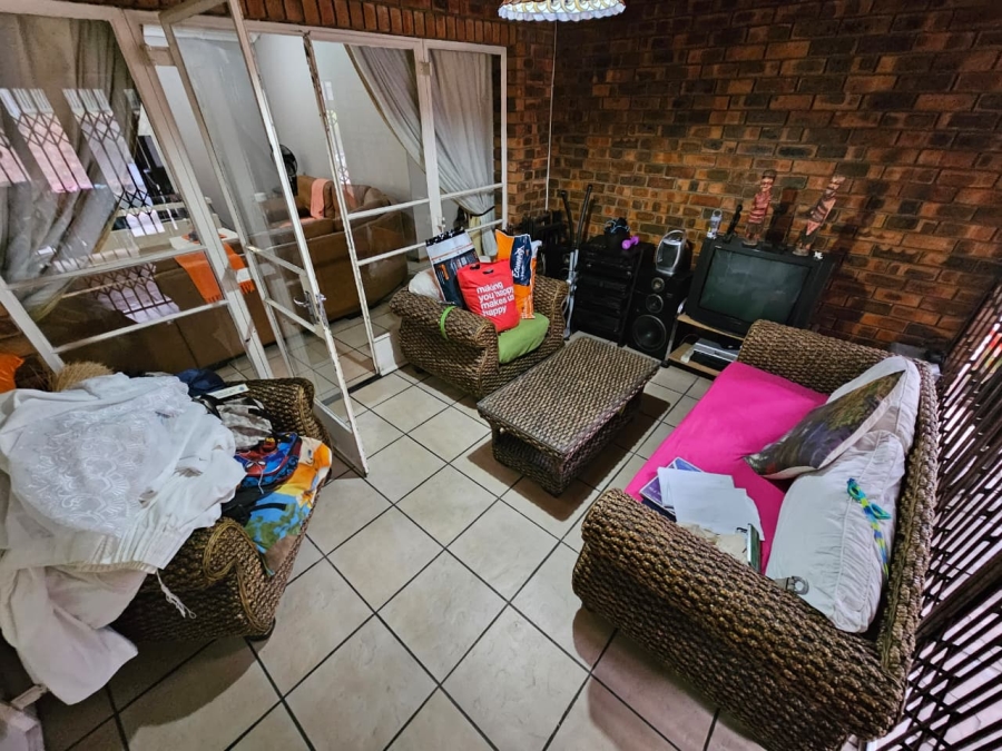 To Let 4 Bedroom Property for Rent in Veld En Vlei KwaZulu-Natal