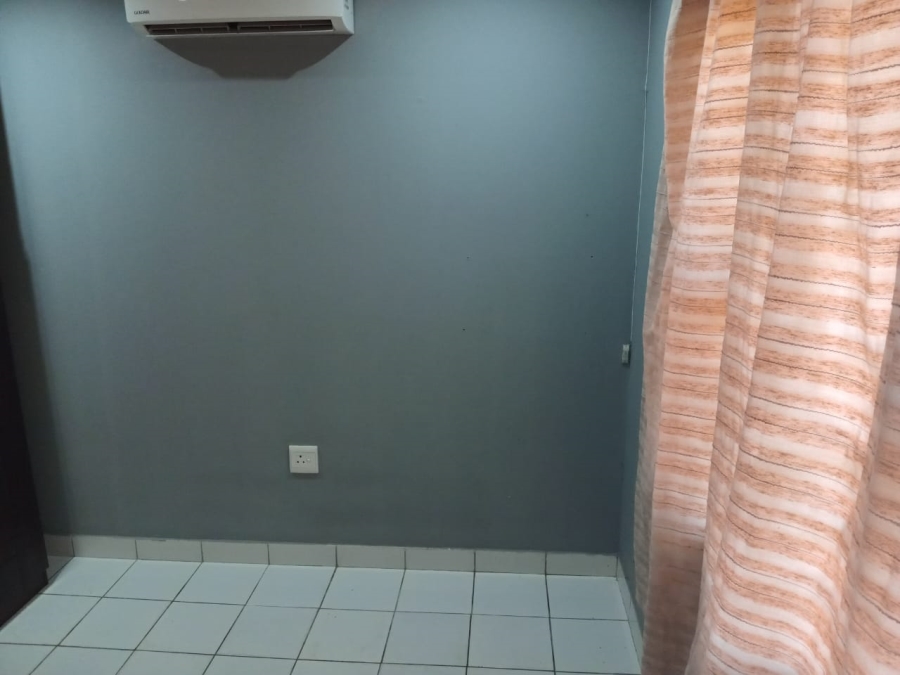 To Let 2 Bedroom Property for Rent in Veld En Vlei KwaZulu-Natal