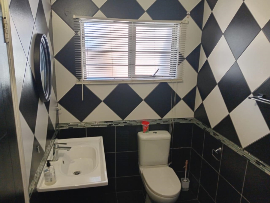 To Let 2 Bedroom Property for Rent in Veld En Vlei KwaZulu-Natal