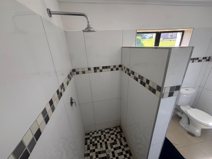 1 Bedroom Property for Sale in Winston Park KwaZulu-Natal