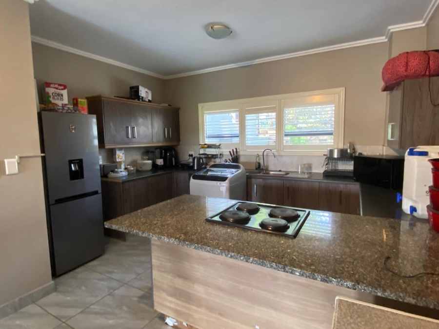 To Let 2 Bedroom Property for Rent in Palm Lakes Estate KwaZulu-Natal