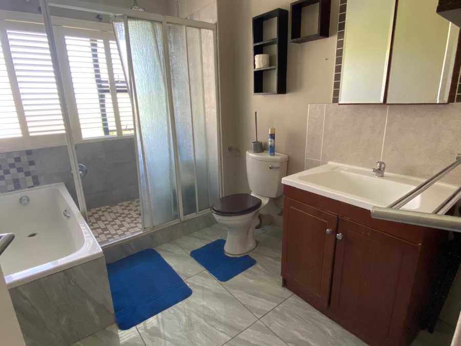 To Let 2 Bedroom Property for Rent in Palm Lakes Estate KwaZulu-Natal