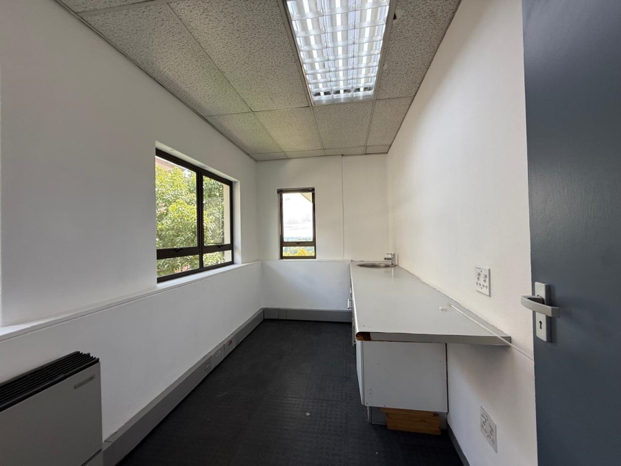 To Let commercial Property for Rent in Hyde Park KwaZulu-Natal