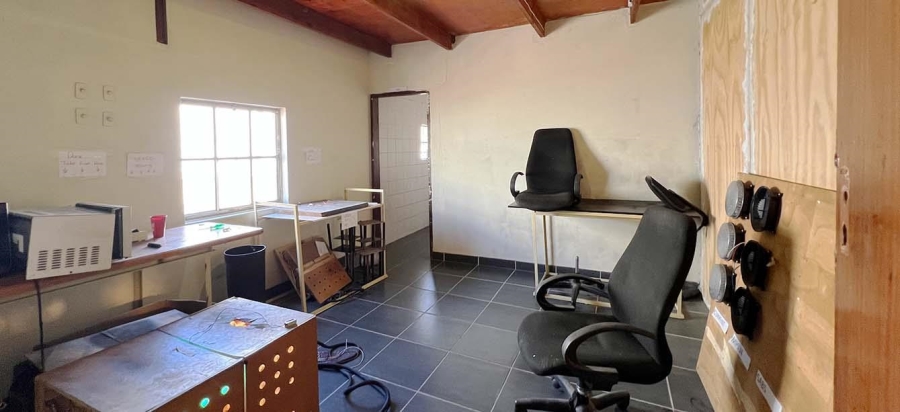 Commercial Property for Sale in Red Hill KwaZulu-Natal