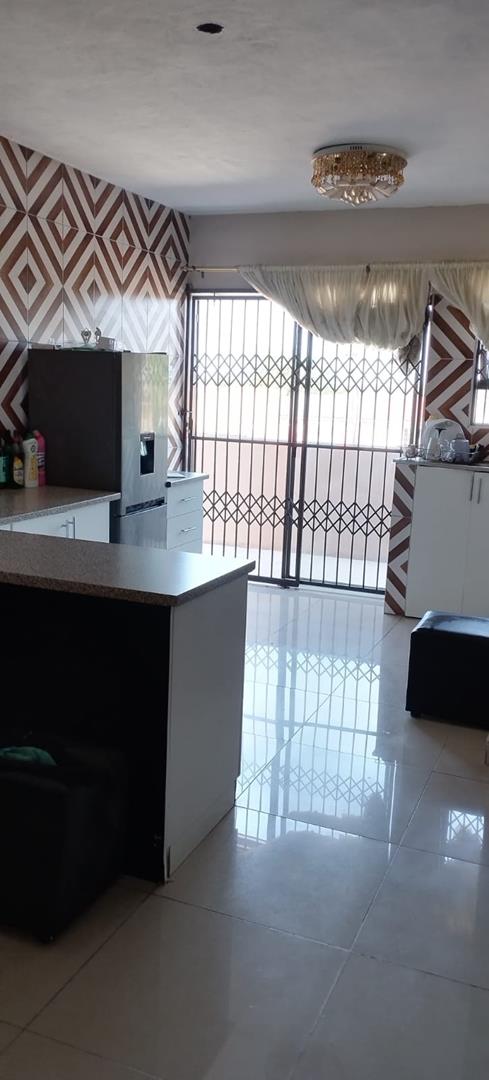 5 Bedroom Property for Sale in Whetstone KwaZulu-Natal