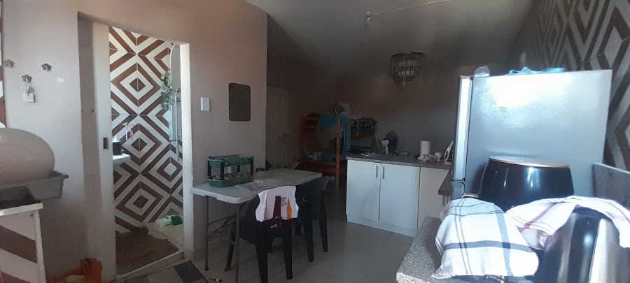 5 Bedroom Property for Sale in Whetstone KwaZulu-Natal