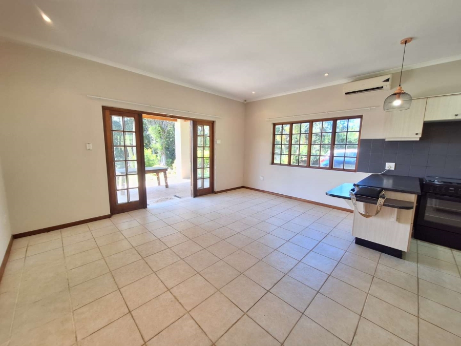 To Let 2 Bedroom Property for Rent in Kloof KwaZulu-Natal