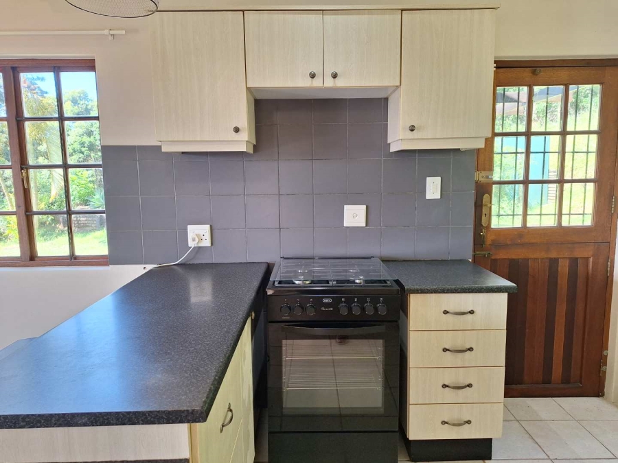 To Let 2 Bedroom Property for Rent in Kloof KwaZulu-Natal