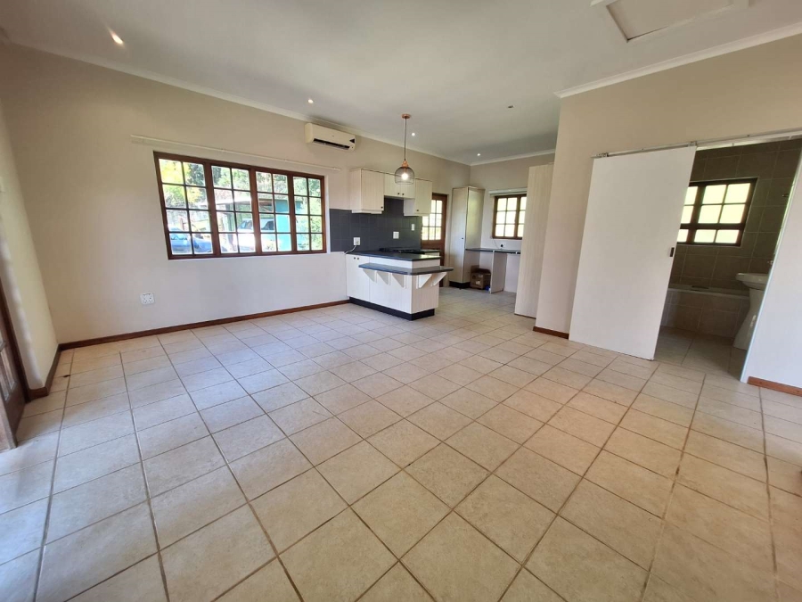 To Let 2 Bedroom Property for Rent in Kloof KwaZulu-Natal