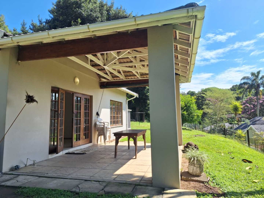 To Let 2 Bedroom Property for Rent in Kloof KwaZulu-Natal