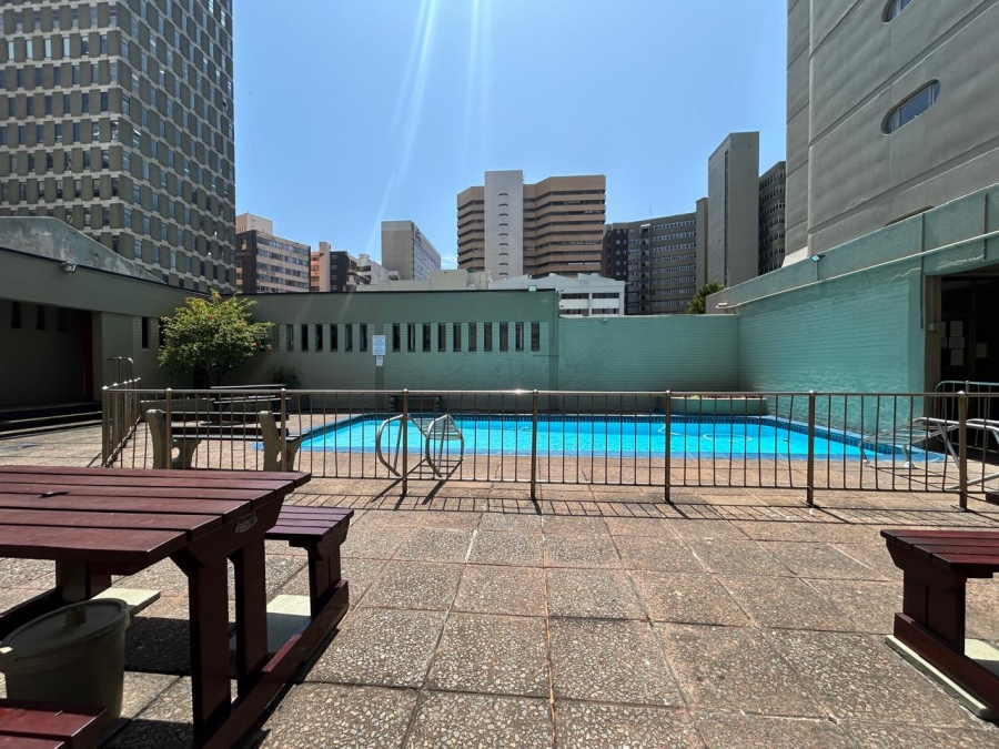 1 Bedroom Property for Sale in Durban Central KwaZulu-Natal