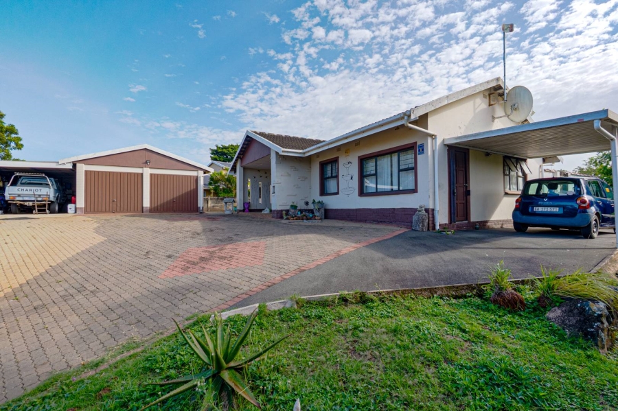 3 Bedroom Property for Sale in Amanzimtoti KwaZulu-Natal