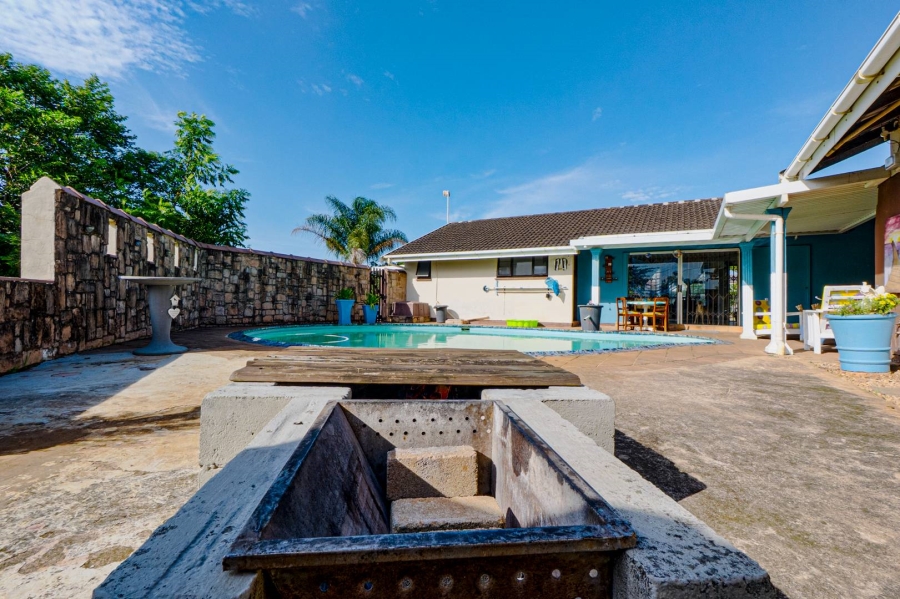 3 Bedroom Property for Sale in Amanzimtoti KwaZulu-Natal