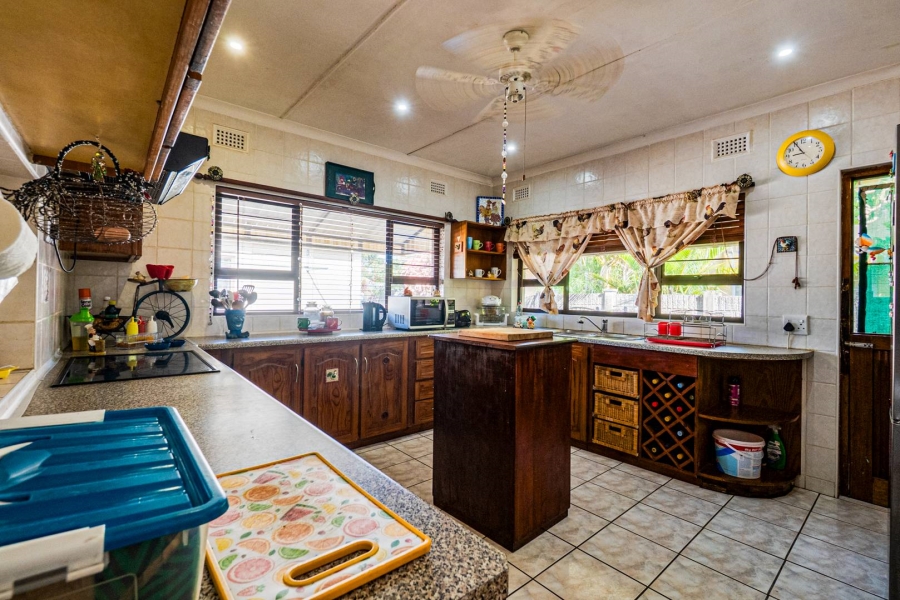 3 Bedroom Property for Sale in Amanzimtoti KwaZulu-Natal