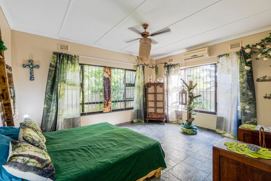 3 Bedroom Property for Sale in Amanzimtoti KwaZulu-Natal