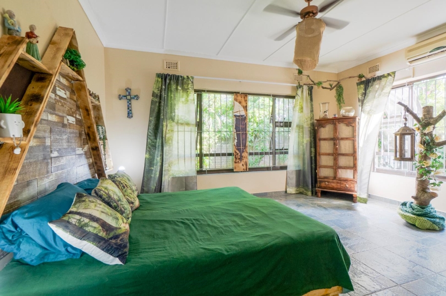 3 Bedroom Property for Sale in Amanzimtoti KwaZulu-Natal