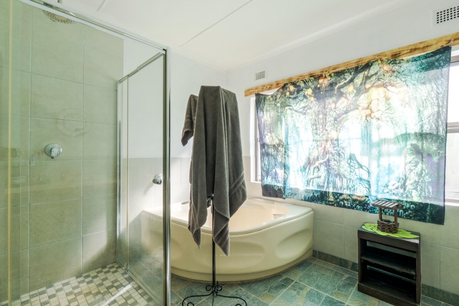 3 Bedroom Property for Sale in Amanzimtoti KwaZulu-Natal