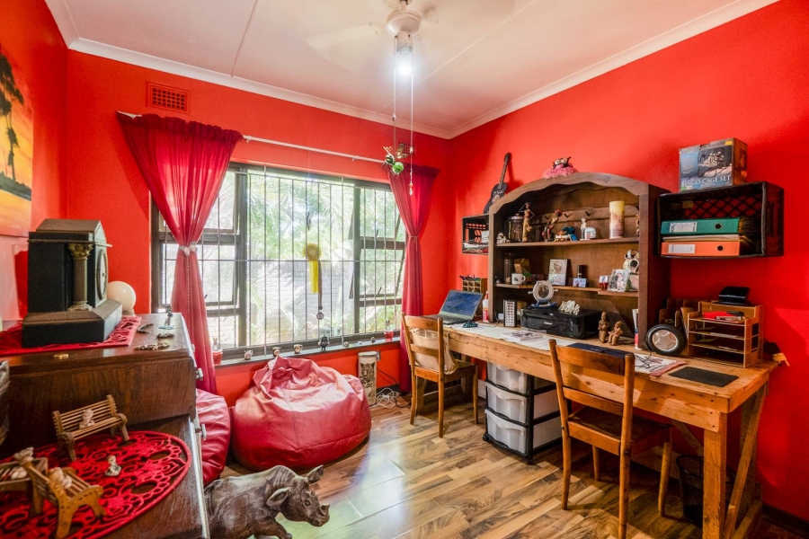 3 Bedroom Property for Sale in Amanzimtoti KwaZulu-Natal