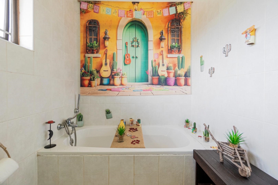 3 Bedroom Property for Sale in Amanzimtoti KwaZulu-Natal