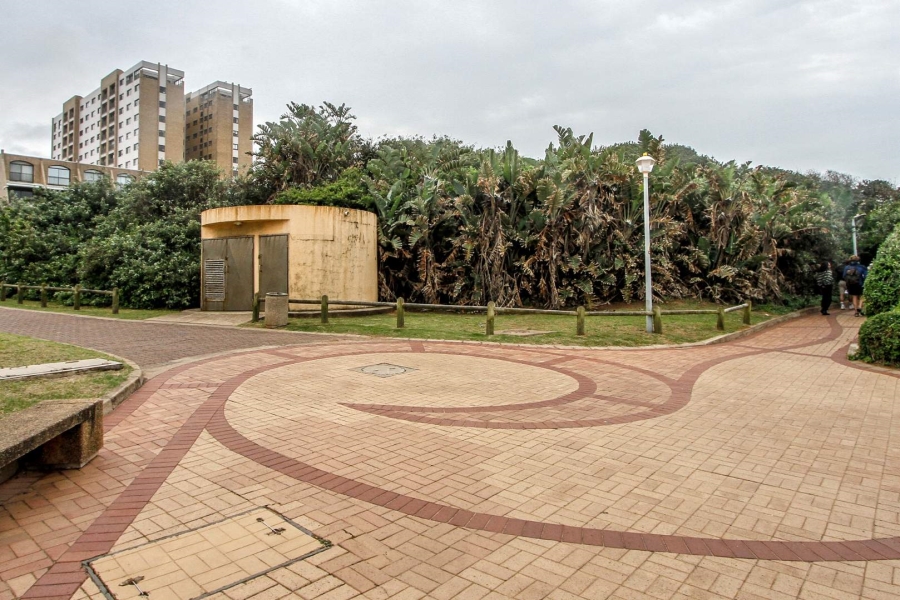 To Let 3 Bedroom Property for Rent in Umhlanga KwaZulu-Natal