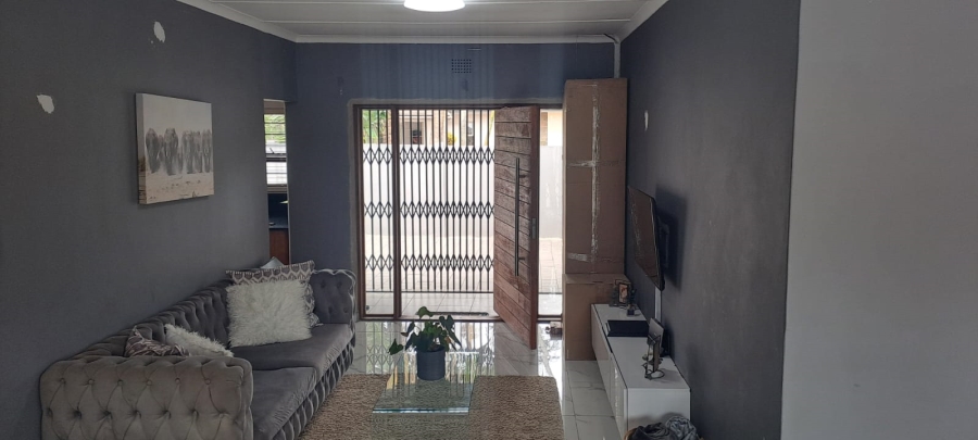 To Let 4 Bedroom Property for Rent in Meer En See KwaZulu-Natal