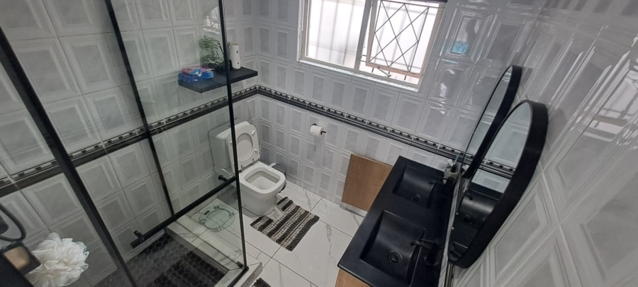 To Let 4 Bedroom Property for Rent in Meer En See KwaZulu-Natal