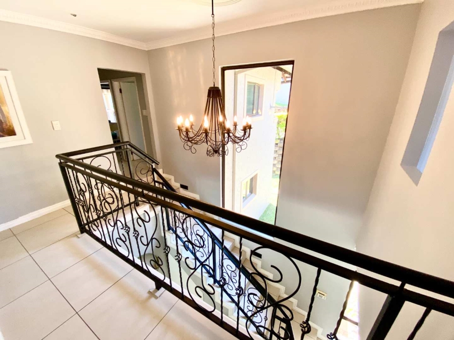 To Let 5 Bedroom Property for Rent in La Lucia KwaZulu-Natal