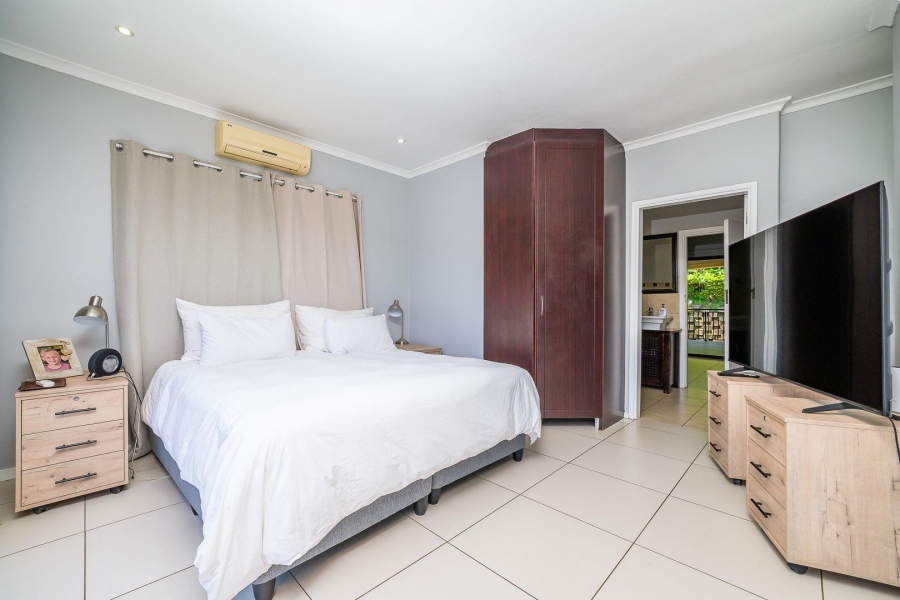 To Let 5 Bedroom Property for Rent in La Lucia KwaZulu-Natal