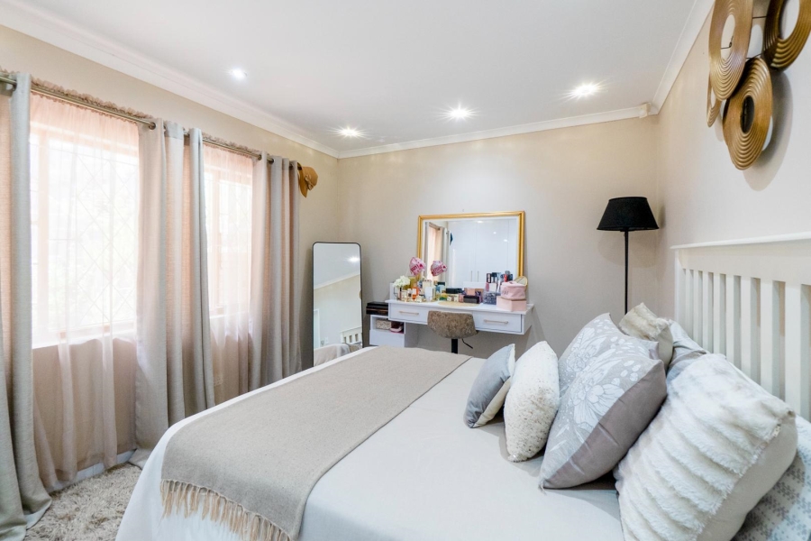 3 Bedroom Property for Sale in Amanzimtoti KwaZulu-Natal