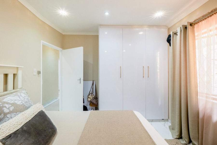 3 Bedroom Property for Sale in Amanzimtoti KwaZulu-Natal