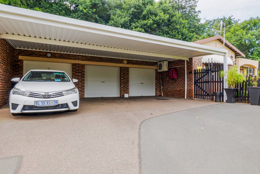 3 Bedroom Property for Sale in Amanzimtoti KwaZulu-Natal