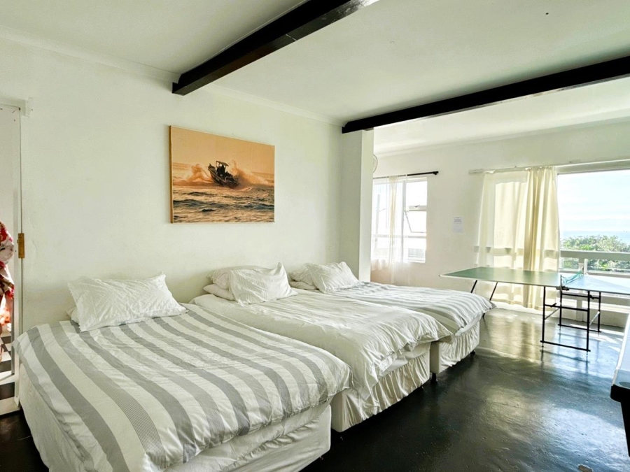 5 Bedroom Property for Sale in Mtwalume KwaZulu-Natal