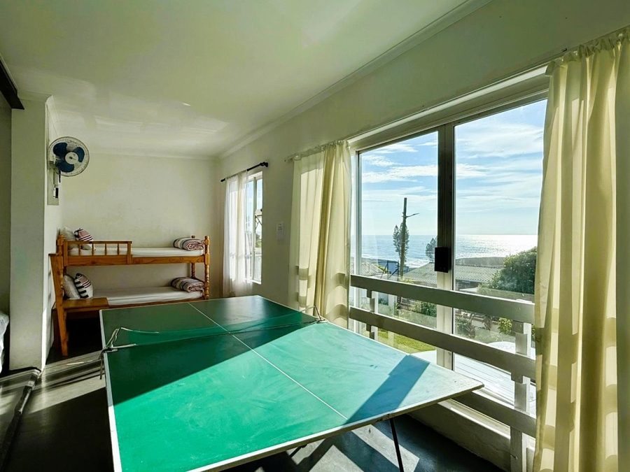 5 Bedroom Property for Sale in Mtwalume KwaZulu-Natal