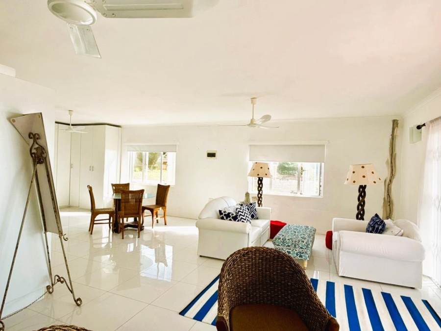 5 Bedroom Property for Sale in Mtwalume KwaZulu-Natal