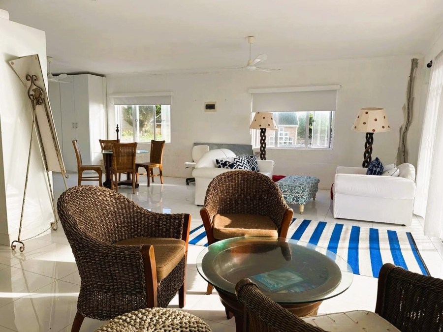 5 Bedroom Property for Sale in Mtwalume KwaZulu-Natal