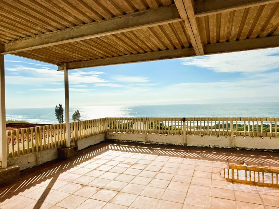 5 Bedroom Property for Sale in Mtwalume KwaZulu-Natal