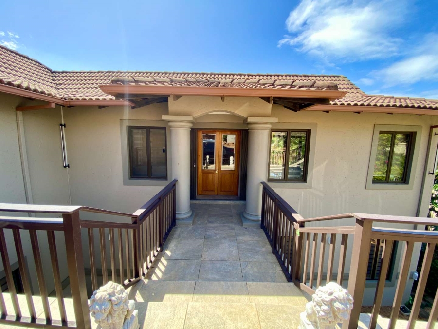 To Let 4 Bedroom Property for Rent in La Lucia KwaZulu-Natal