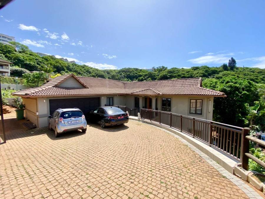 To Let 4 Bedroom Property for Rent in La Lucia KwaZulu-Natal