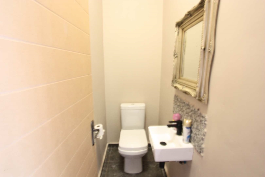 To Let 4 Bedroom Property for Rent in La Lucia KwaZulu-Natal